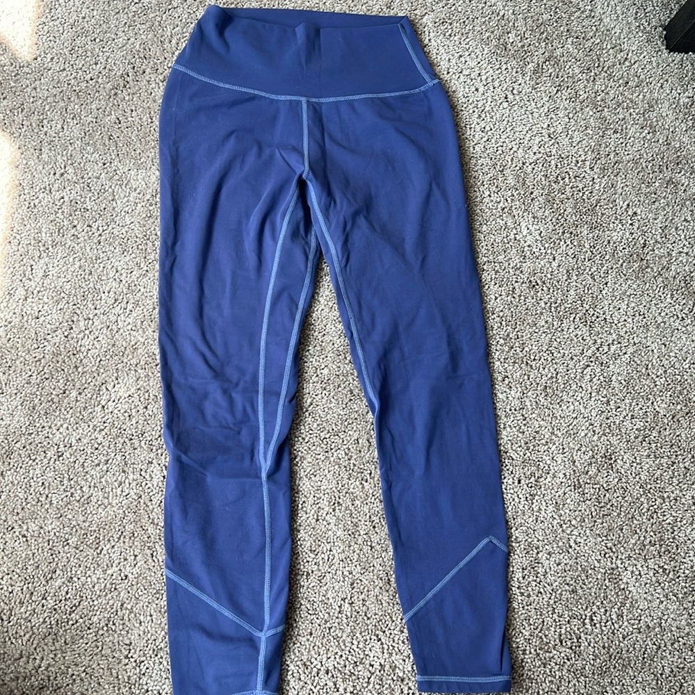 P’tula worn workout leggings